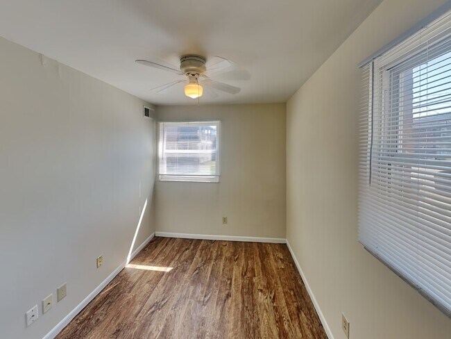Building Photo - 31 Chittenden Ave