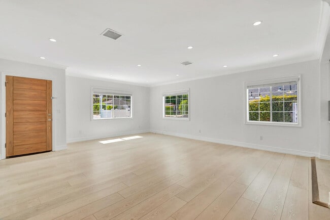 Building Photo - Updated 3BR Home with Pool & Detached ADU on Quiet Tree-Lined Street in Tarzana