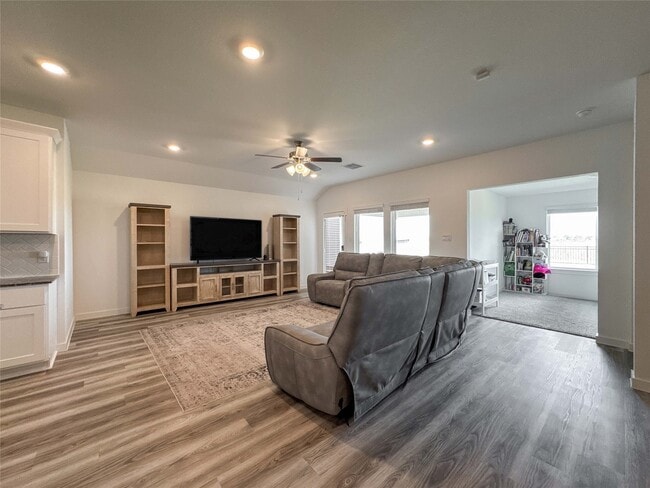 Building Photo - 8706 Marlow Dr