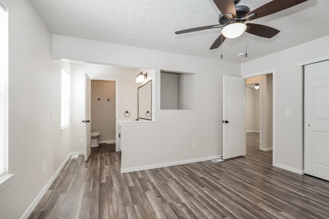 Building Photo - 6351 Whims Rd