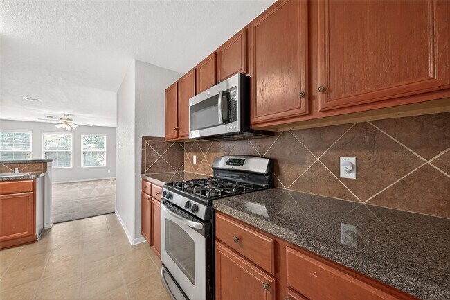 Building Photo - 3031 View Valley Trail