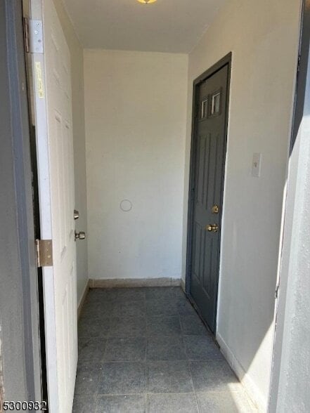 Building Photo - 840 Mt Prospect Ave