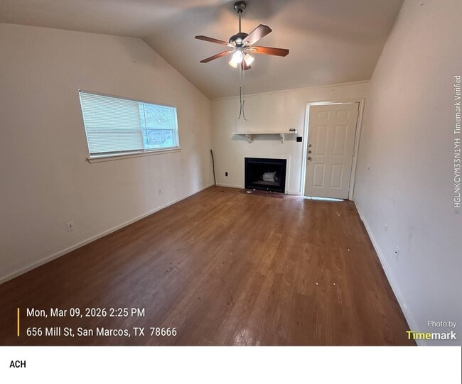 Building Photo - 656 Mill St