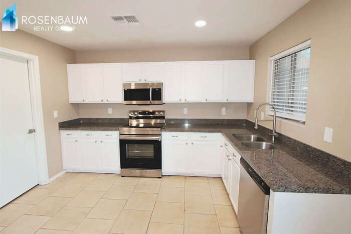 Building Photo - 1746 E Desert Moon Trail