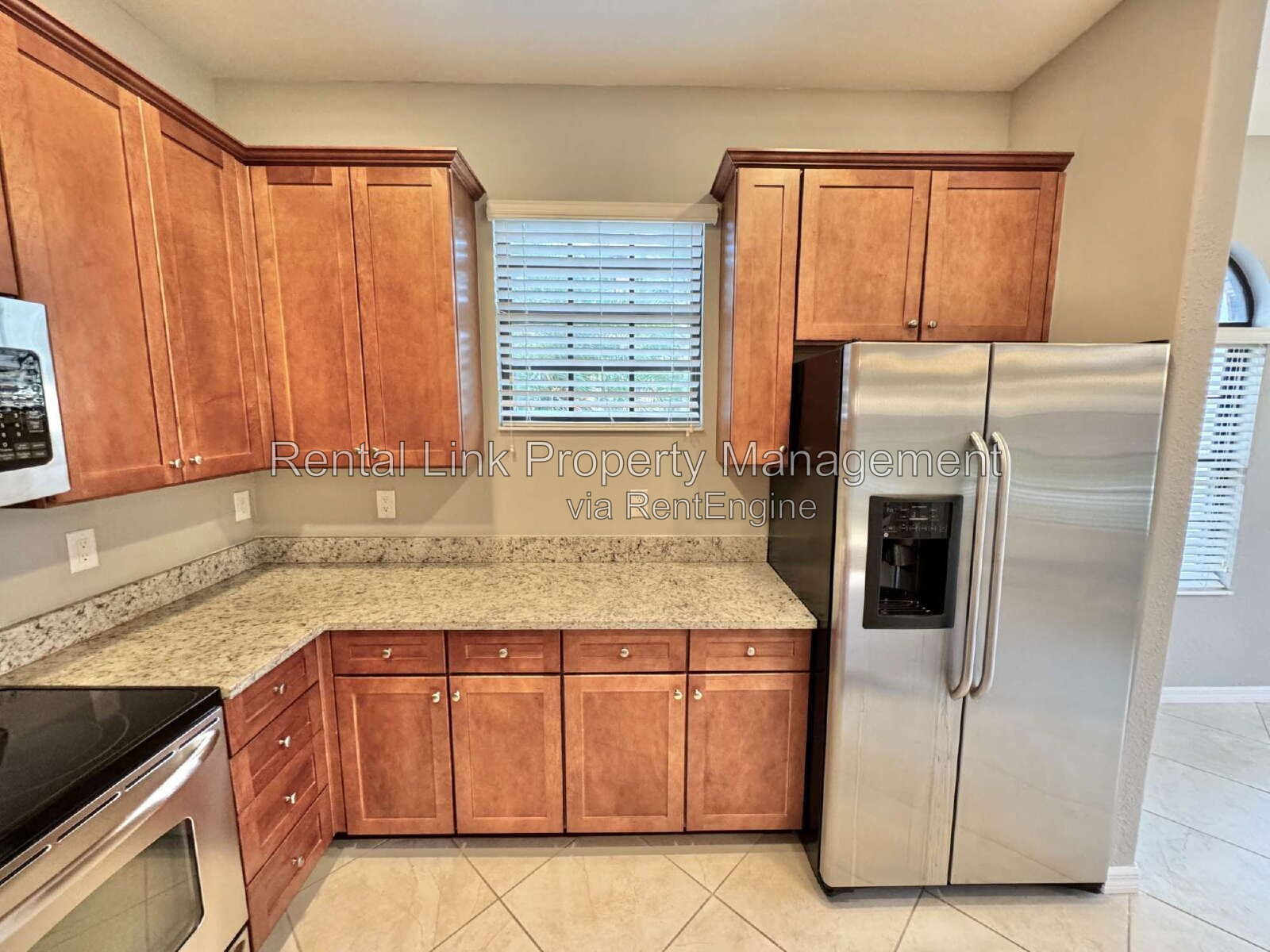 Building Photo - 11880 Adoncia Way