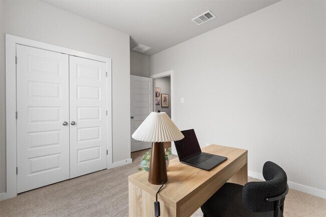 Building Photo - 11620 Comano Dr