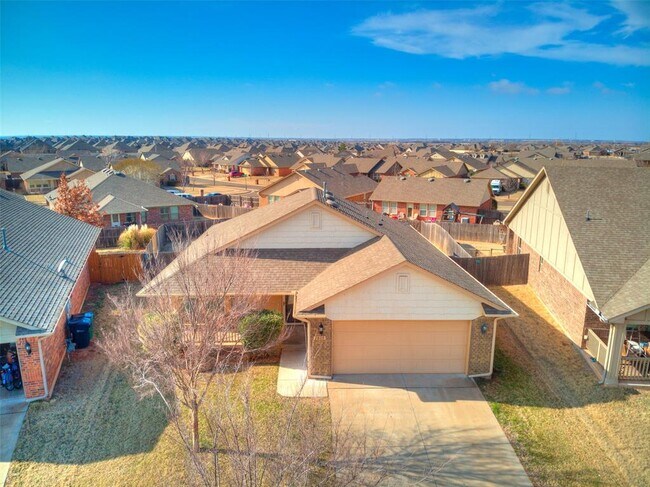 Building Photo - 2809 NW 186th Terrace