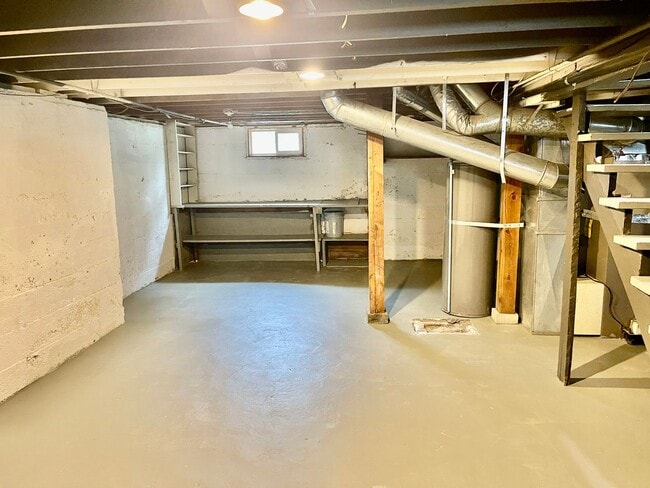 Building Photo - Audubon Park Rental!