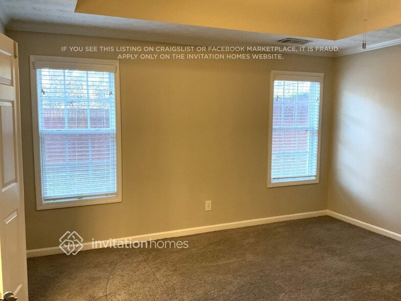 Building Photo - 1212 Liverpool Pointe