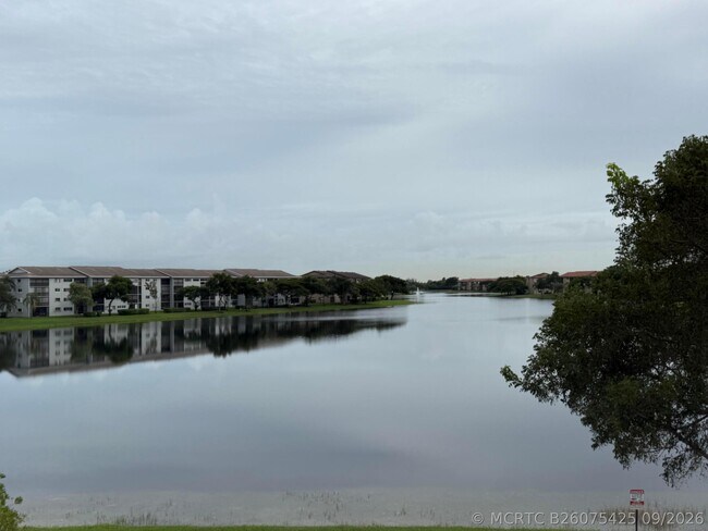 Building Photo - 13800 SW 5th Ct