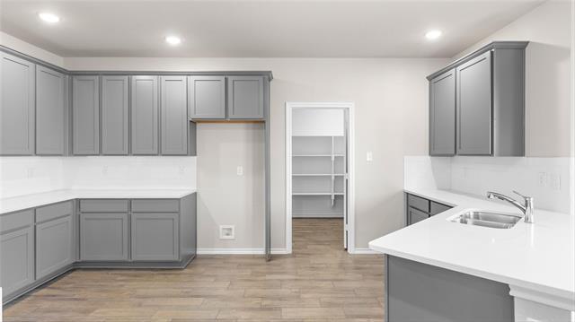Building Photo - 948 Ravenwood Ln