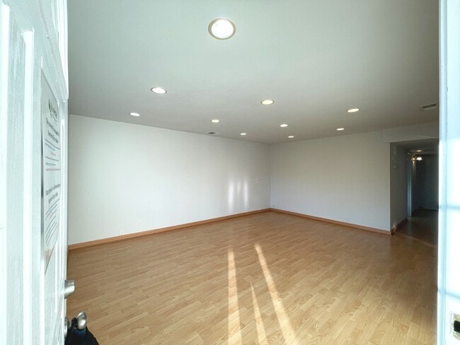 Building Photo - Charming 3-Bedroom Single-Family Home in Prime Cupertino Location