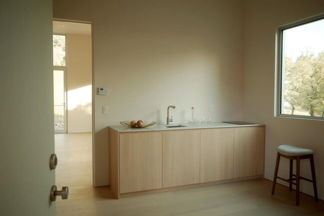 Building Photo - 1022 Via Treviso