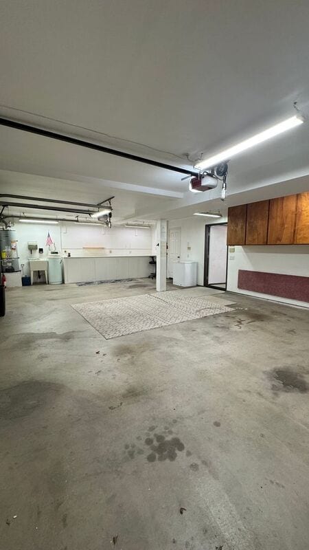 Building Photo - 452 E Bougainvillea Ln
