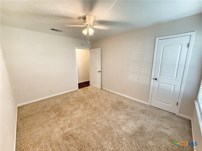 Building Photo - 1541 Cologne Dr