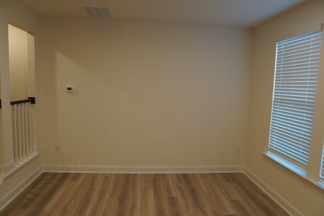 Building Photo - 60 Honeydew Wy