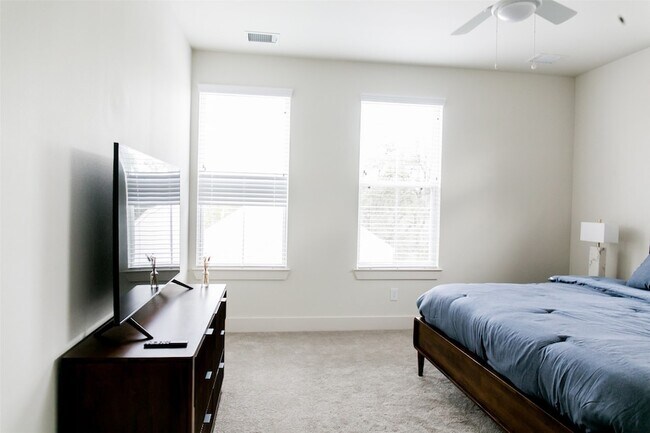 Building Photo - 5203 Burress Springs Ln