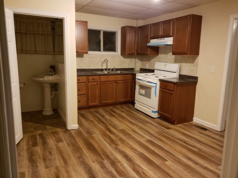 Kitchen - 153 Maxfield St