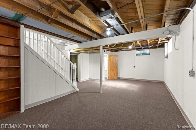 Building Photo - 3339 Lincoln St