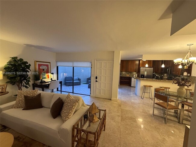 Building Photo - 4708 SW 67th Ave