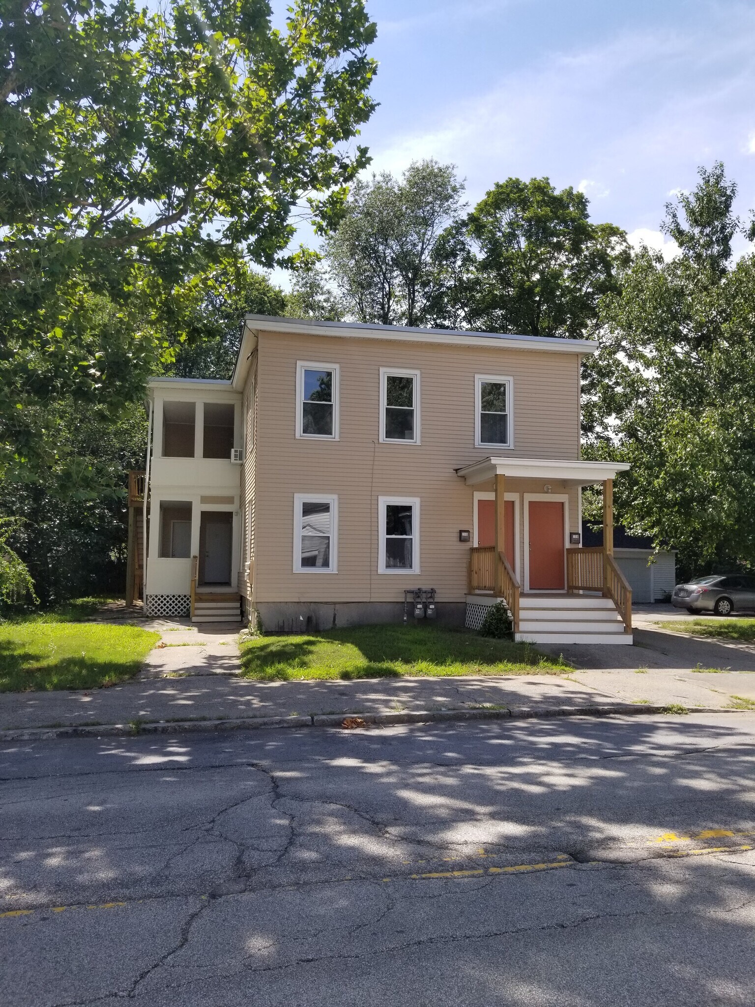 Building Photo - 198 Calef Rd
