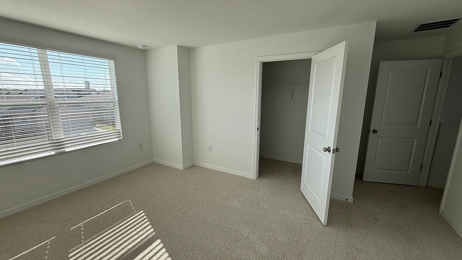 Building Photo - 459 Warm Heron Pl