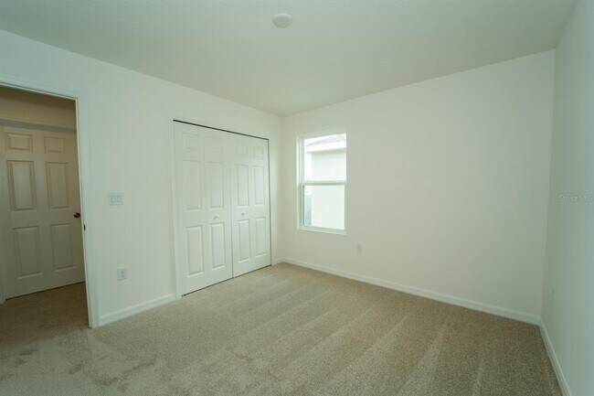 Building Photo - 1673 Swan Swim Dr