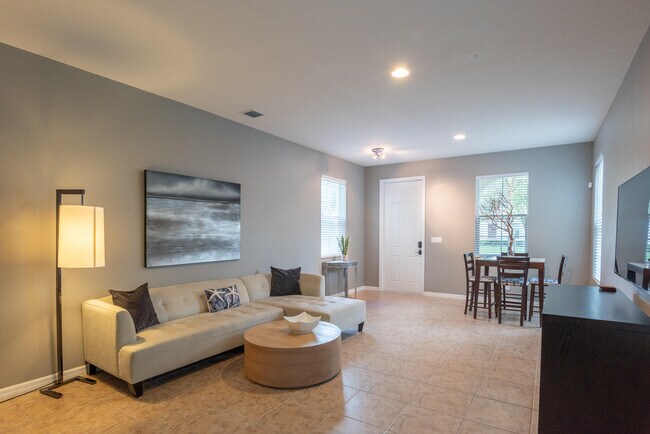 Building Photo - 108 Canterbury Pl