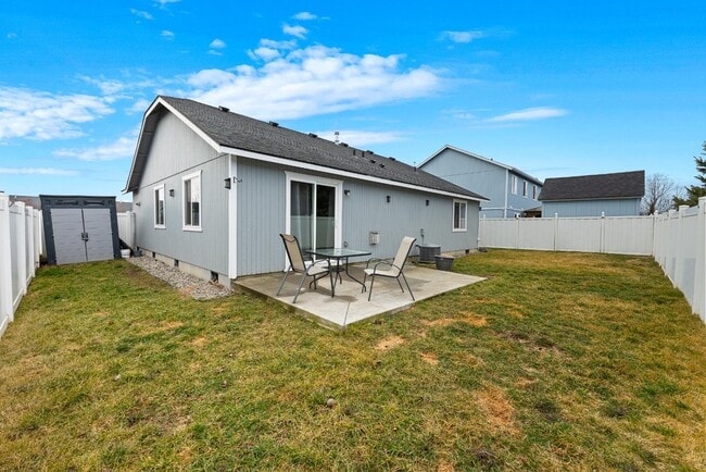 Building Photo - 12530 W 2nd Ave