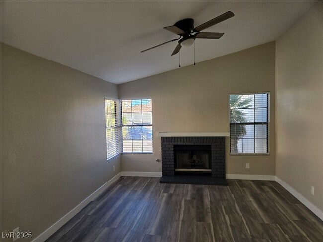 Building Photo - 4719 Cosley Dr