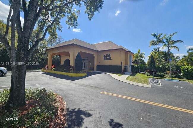 Building Photo - 12701 SW 13th St