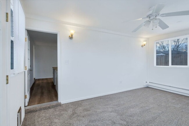 Building Photo - 6855 Reno Dr