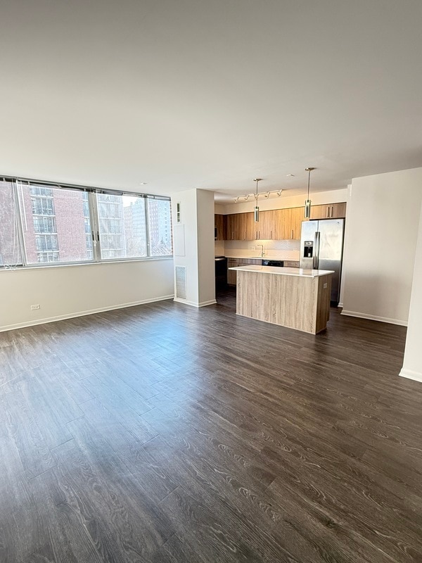 Building Photo - 1511 S Laflin St