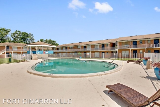 Building Photo - 830 Arlington River Dr