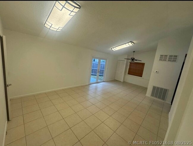 Building Photo - 2750 SW 140th Terrace