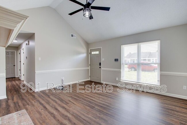 Building Photo - 6934 Southknoll Ave