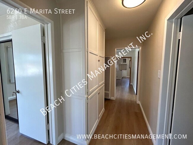 Building Photo - 6260 E Marita St