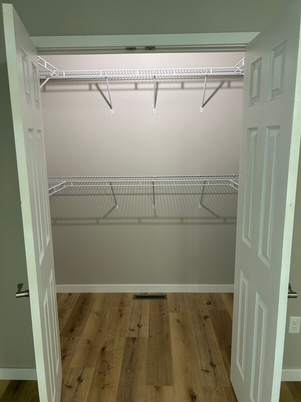 Building Photo - 2702 36th Ave S