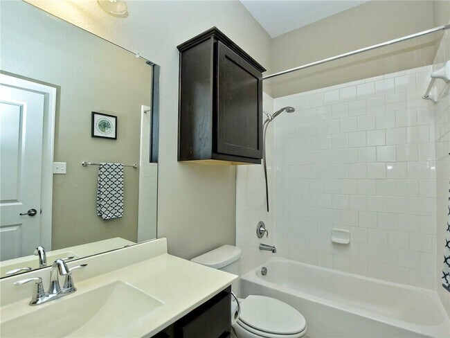 Building Photo - 104 Azimuth Dr