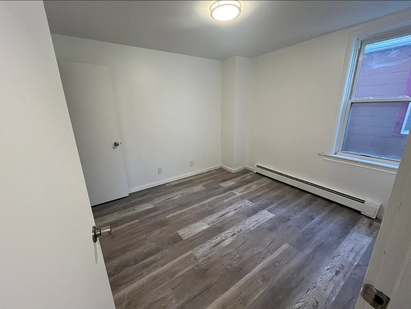 Building Photo - 335 1st St