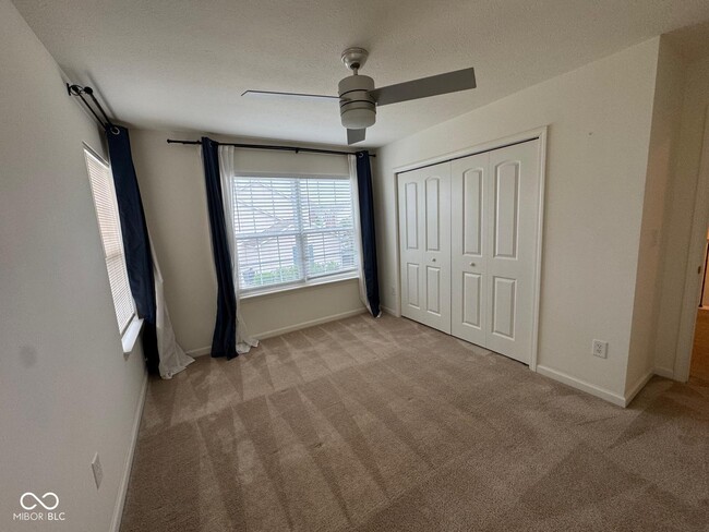 Building Photo - 9652 Wild Iris Dr