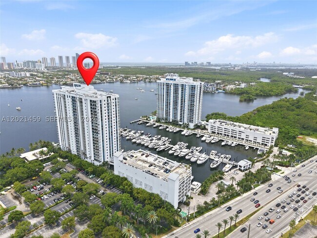 Building Photo - 17301 Biscayne Blvd