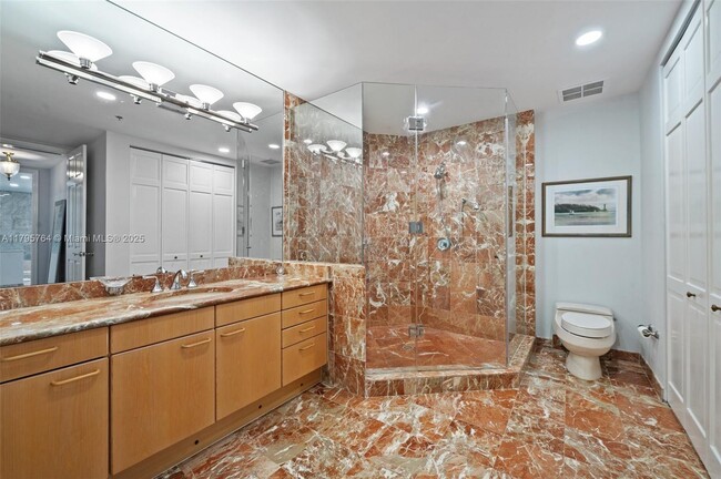 Building Photo - 13643 Deering Bay Dr