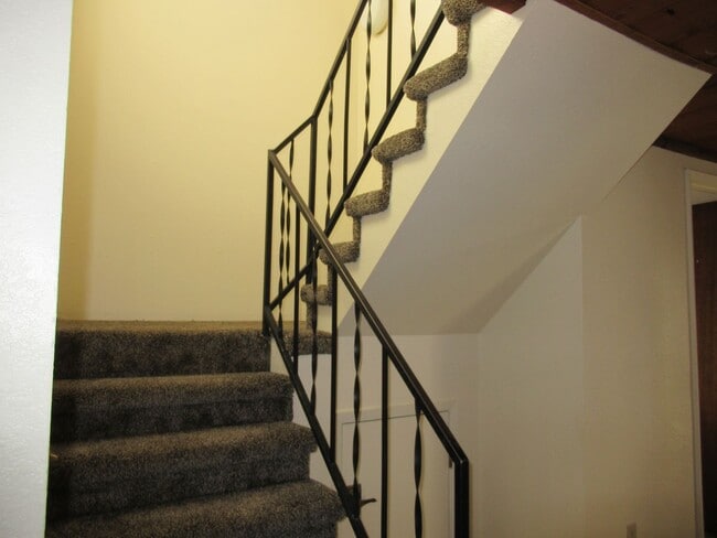Building Photo - Whitefish River Duplex