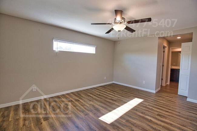 Building Photo - 2905 3rd St SW