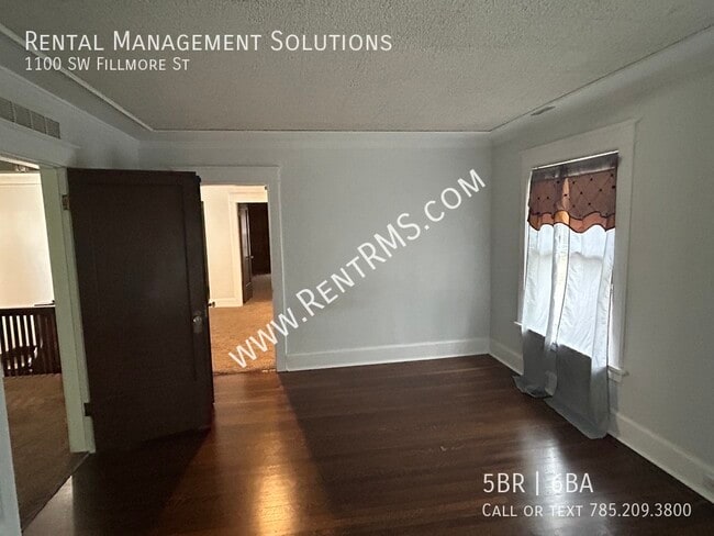 Building Photo - 1100 SW Fillmore St