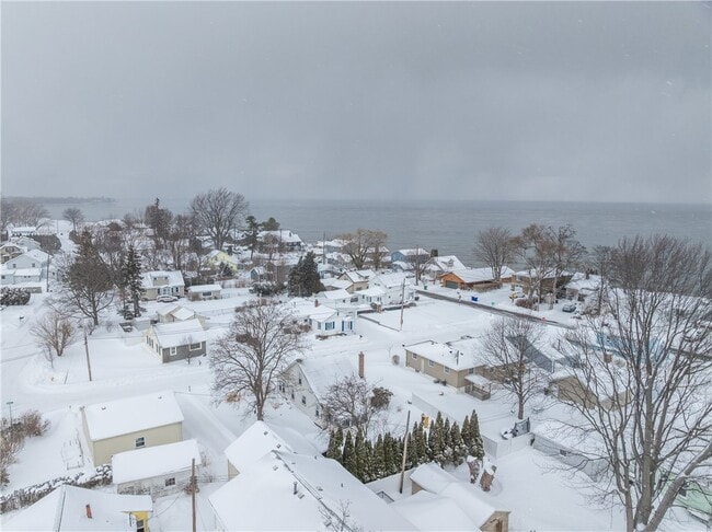 Building Photo - 67 Cranberry Rd