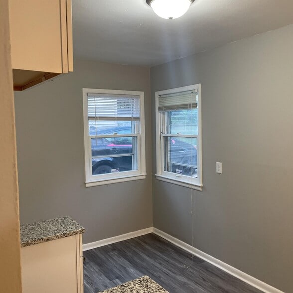 Building Photo - 5707 N 35th St