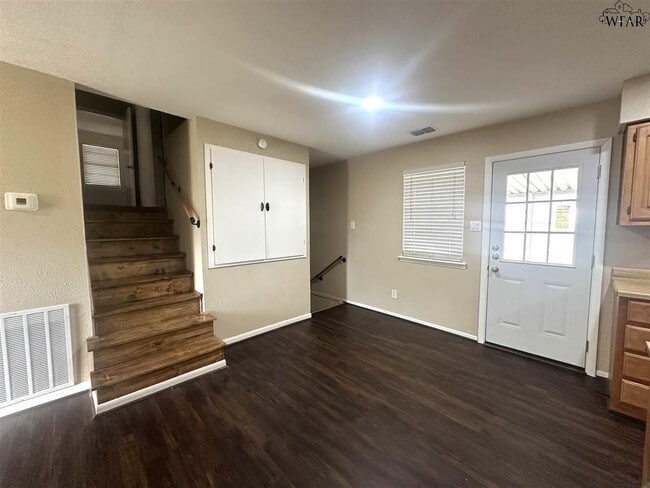 Building Photo - 5216 Allegheny Dr