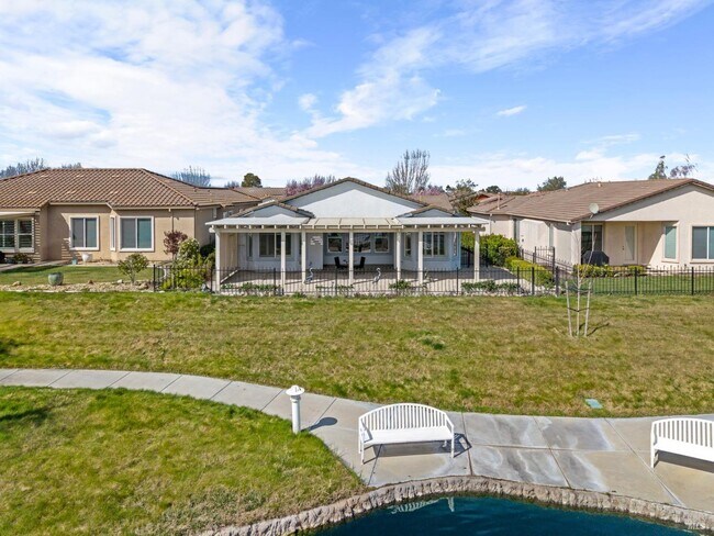 Building Photo - 369 Pebble Beach Dr